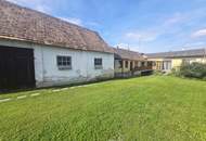 Großzügige und ruhig gelegene Liegenschaft mit Wohnhaus, umfangreichen Nebengebäuden und großem, massivem Schuppen in Unterretzbach
