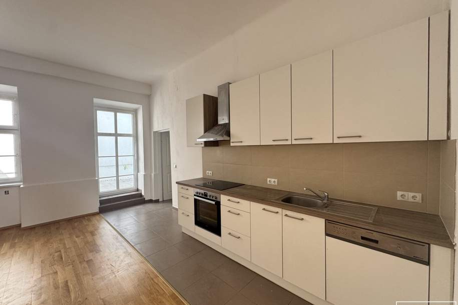 Helle 2-Zimmer-Wohnung mit großer Terrasse in ruhiger Lage | ZELLMANN IMMOBILIEN, Wohnung-miete, 899,00,€, 2320 Bruck an der Leitha