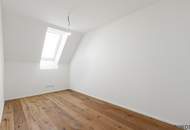 ERSTBEZUG - Lichtdurchflutete 3 Zimmer DG-Wohnung mit Terrasse in 1050 Wien