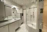 Ruhige 3-Zimmer-Dachgeschosswohnung mit Balkon und Tiefgaragenplatz