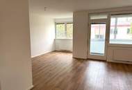 "Neu renovierte, 2-3 Zimmer - Wohnung + Loggia!"