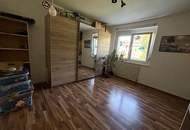 Charmante 3-Zimmer-Wohnung mit Gemeinschaftsgarten und Parkplatz im Herzen von Gänserndorf