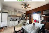 Charmante Altbauwohnung mit Eigengarten und Villenflair in Leonding