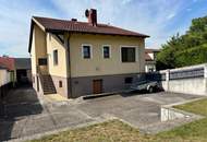 Einfamilienhaus mit großem Grund