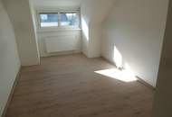PROVISIONSFREIE WOHNUNG IM DACHGESCHOSS