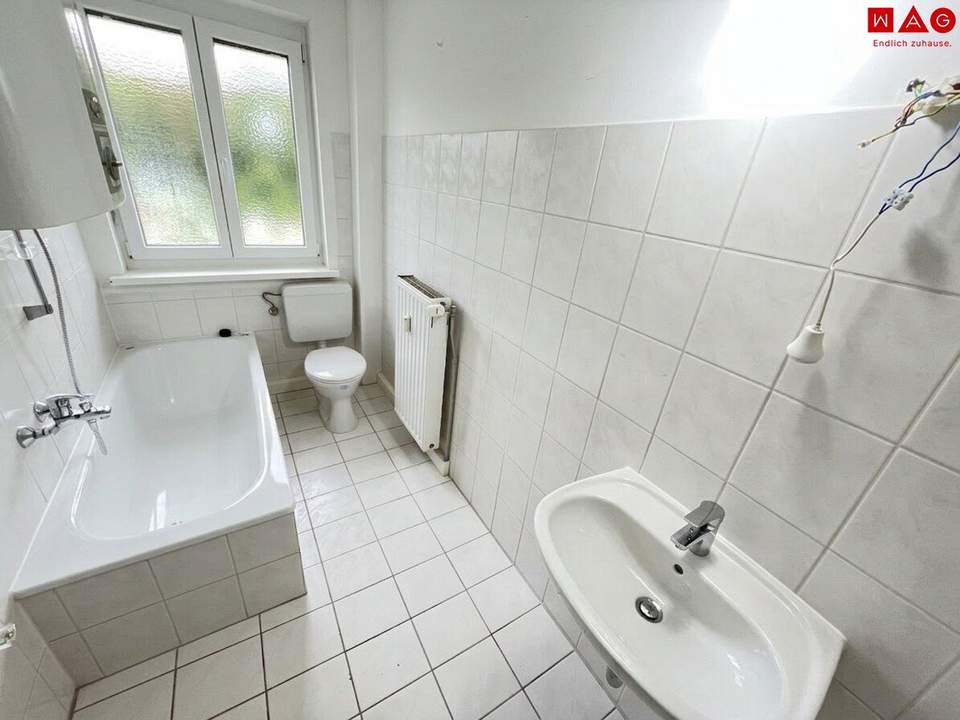 Preiswerte Kleinwohnung mit Badewanne &amp; schöner Aussicht!