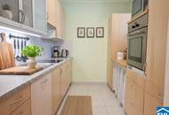 Wohnen mit Gefühl: Dachgeschoß-Maisonette mit zwei Terrassen in Wiener Neudorf