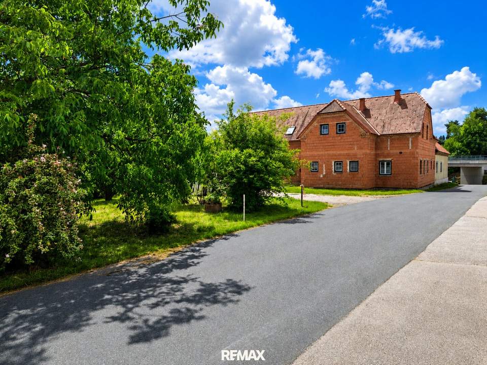 Großzügiges Bauernhaus auf 3.245 m² Grundstück – 202 m² Wohnfläche