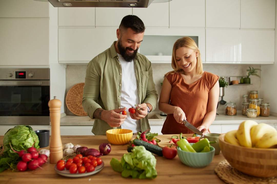 GRAZ Geidorf: Kleines Penthouse mit 73m² Wohnfläche mit mind. 2 Schlafzimmern und großer Terrasse: Sehr gute Lage, 15min mit dem Fahrrad zum LKH oder Uni
