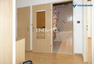 Geräumige 3 Zimmer Wohnung mit Loggia! WARMMIETE! WG Eignung inklusive Tiefgaragenstellplatz!