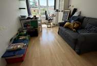 TOP ! Koffer packen und einziehen - große, moderne und geschmackvoll möblierte 6-Zi Wohnung in schöner Lage !