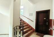 ++ MEIN GARTEN IST DER AUGARTEN ++ HELLE ALTBAUWOHNUNG + INNENHOFLAGE + Komplett saniert + befristet vermietet