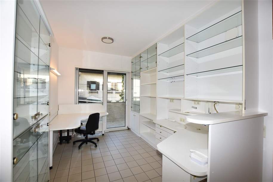 Veränderbare Räumlichkeiten für flexible Nutzung mit toller Anbindung, Gewerbeobjekt-miete, 698,00,€, 8020 Graz(Stadt)