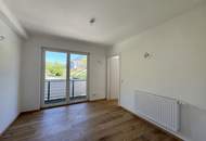 Modernisierte Zwei-Zimmer-Wohnung mit Balkon | BAD ISCHL