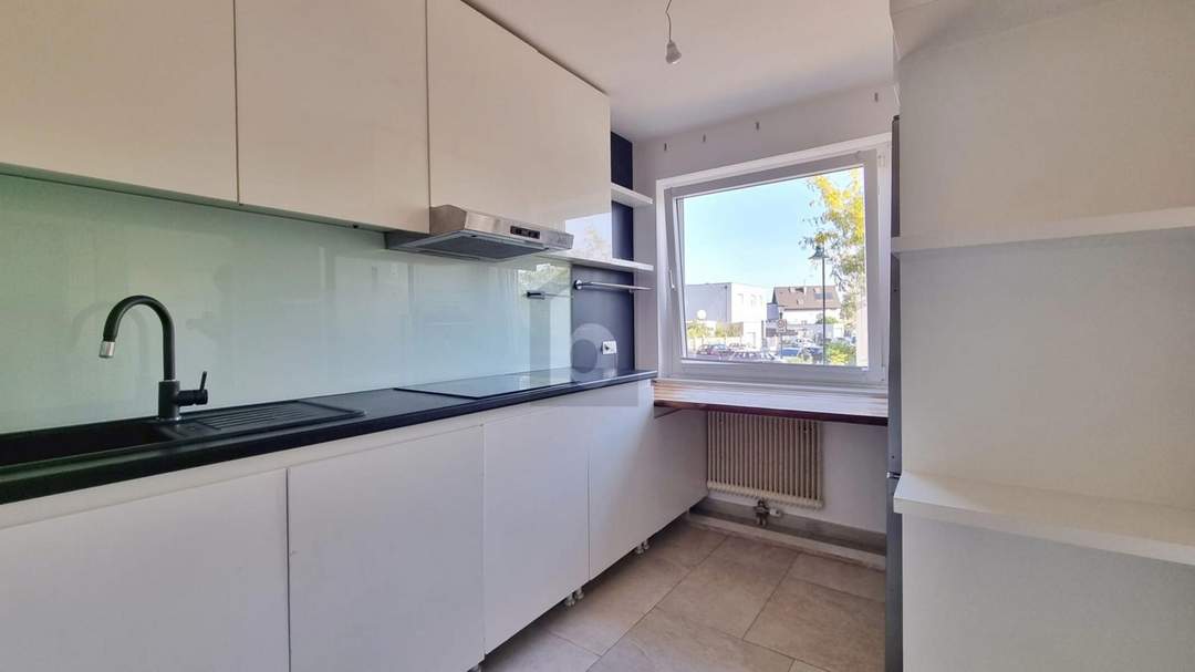 SCHÖNER FAMILIENHIT IN ZENTRALER LAGE!