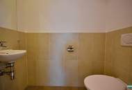 Helle 5-Zimmer-Wohnung mit Westbalkon, Klimaanlage und Tiefgarage