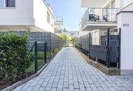 "Helles Dachgeschoss, Garage, Klima nähe U1"