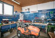 Sanierungsbedürftiger Bauernhof mit Hobby-Autowerkstatt in idyllischer Lage