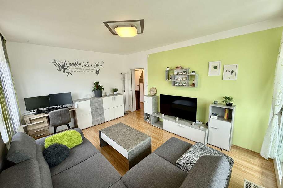 Helle 2-Zimmer-Wohnung mit separater Küche und gemütlicher Loggia!, Wohnung-kauf, 99.000,€, 2070 Hollabrunn