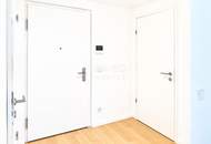 Commission-Free: 4th Floor - Luxury Apartment with Balcony, Rooftop Garden und Palm House