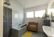 Ihr Rückzugsort am Mondsee: 5 Zimmer Gartenwohnung, See- und Panoramablick