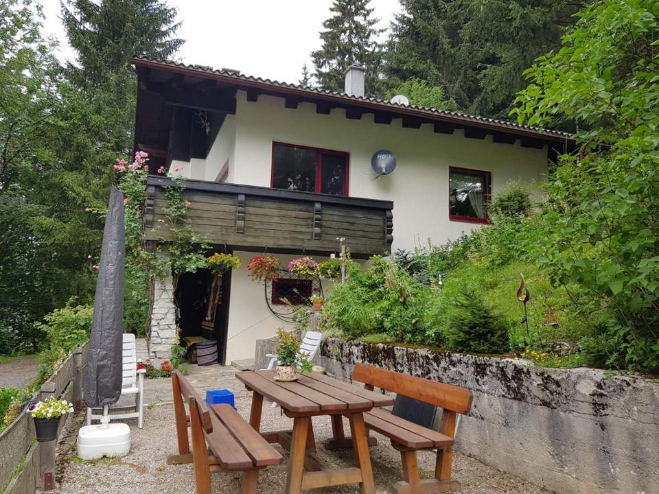 Großzügiges Landhaus mit Traumausblick!