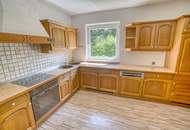 Neuer Preis - Ruhig gelegenes Haus mit zwei separaten Wohnungen