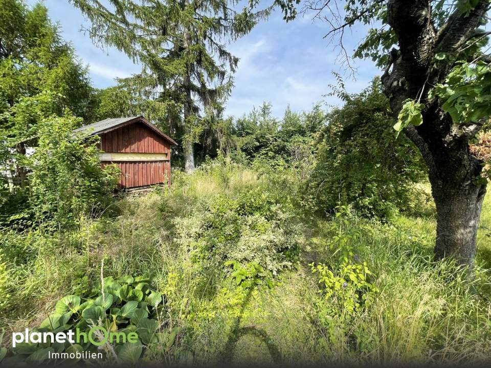 Eckgrundstück in S-Bahn-Nähe!