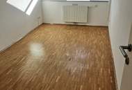 DG-Wohnung mit 4 Zimmer und großer Terrasse befristet bis 31.12.2026 vermietet
