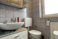 Sonnige Wohlfühlwohnung in Steyr mit Grünblick: perfekt geschnittene Räume, modernes Bad &amp; top Verkehrsanbindung – ideal für Singles, Paare oder kleine Familien mit Anspruch auf Lebensqualität und gepflegte Umgebung.