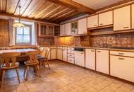 Schönes Einfamilienhaus mit kleinem Geschäftslokal und zusätzliches Auszugshaus