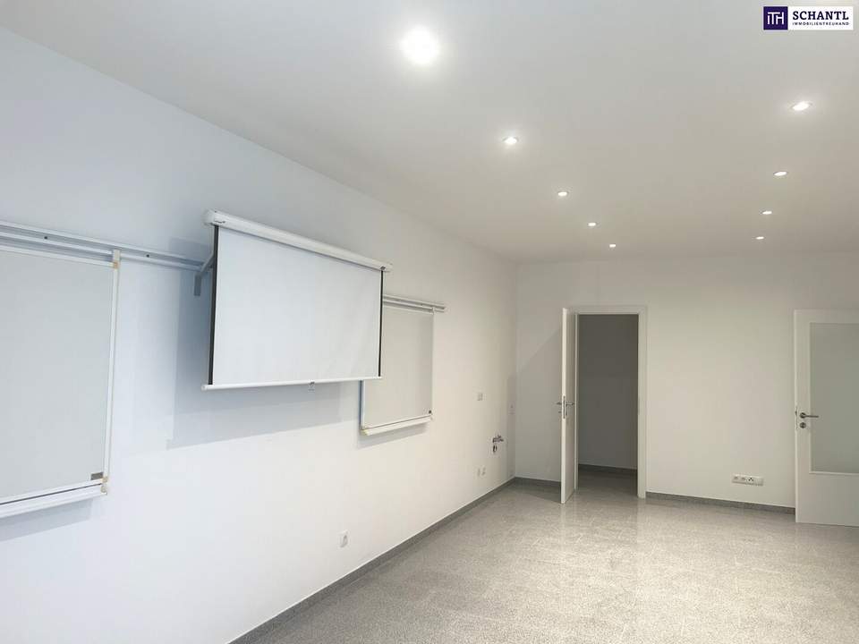 Seminarraum oder doch Kleinwohnung? Modernes Badezimmer und ein Abstellraum - in Reiteregg Gemeinde Sankt Bartholomä
