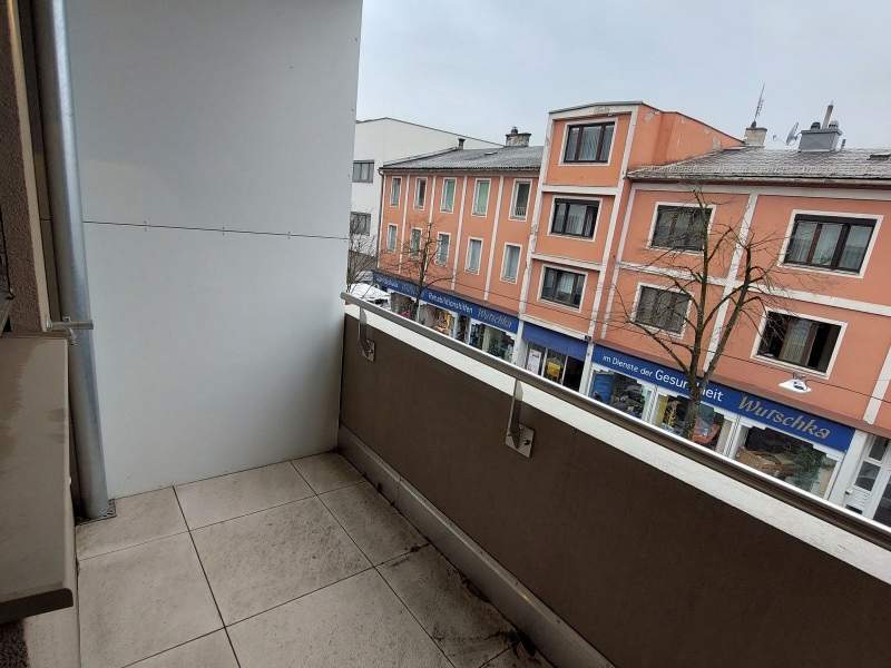 Neubauwohnung mit 2 Zimmern und Loggia - im Zentrum von St. Pölten!