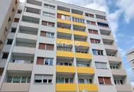 HERZ-JESU-VIERTEL HELLE 2-ZIMMERWOHNUNG IM LETZTEN STOCK MIT SCHÖNEM AUSBLICK + PARKPLATZ
