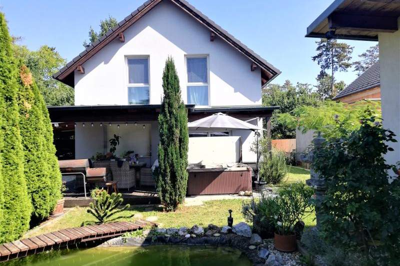 Neuwertiges Einfamilienhaus (118m²) mit Jacuzzi und Schwimmteich in ruhiger Lage in Gänserndorf-Süd!, Haus-kauf, 549.000,€, 2230 Gänserndorf