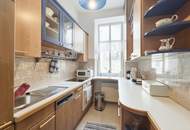 Charmante 3-Zimmer-Altbauwohnung in ruhiger Lage