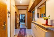 TOP PREISLEISTUNGSVERHÄLTNIS! 3 Wohnetagen mit Pool, Balkon, Garage, Wintergärten und Panoramablick!