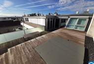 Designer Dachgeschoß-Wohnung mit großzügiger Terrasse auf einer Ebene