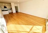 Ruheoase im Grünen! Sonnig. Saniert. Einfach super! Erstbezug mit Wohlfühlfaktor! 4 Zimmer + 2 Balkone + Garagenplatz + Hochwertige Einbauküche! Grün wohin das Auge reicht!