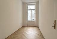 1070! Traumhafte 4-Zimmer Altbauwohnung mit 2 Bädern! GENERALSANIERT!