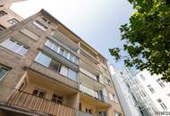 NÄHE DONAUKANAL &amp; ROCHUSMARKT | Sanierungsbedürftige 2-Zimmer-Wohnung mit Innenhof-Loggia | Separate Küche | 5. Liftstock