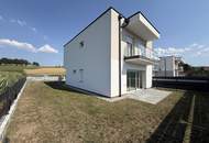 Drei moderne Reihenhäuser mit 4 Schlafzimmern, Garten, Garage und Carport – Erstbezug in Rennersdorf