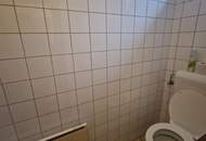 GELEGENHEIT: EHEMALIGE FILIALE DER RAIFFEISENBANK SAMT AUSGEBAUTEM DACHGESCHOSS IN RUPPERSTHAL SUCHT EINEN NEUEN EIGENTÜMER