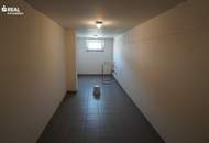 Neuwertige 2-Zimmer-Wohnung mit Balkon &amp; Stellplatz - Top Preis!