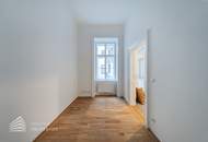 Elegante 3-Zimmer Altbauwohnung mit Balkon, Nähe Karlsplatz