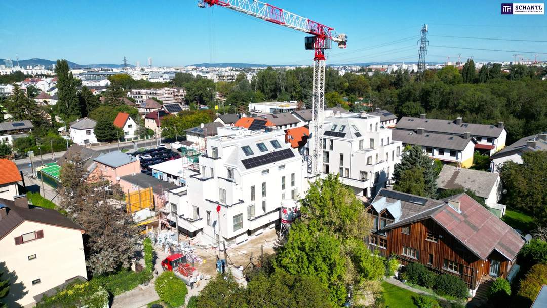 Herbstaktion! WOW - Lebens(t)raum Erfüller im Grünen! Ab ins Dachgeschoss / Klimaaktiv Bronze / 3 Zimmer / 2 Terrassen / Viel Lebensqualität! Wärmepumpe und Solaranlage + Naturnahe Gewässer ums Eck!