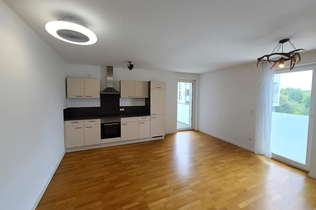 1-Zimmerwohnung mit Loggia zu mieten!