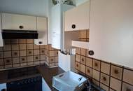 im Erdgeschoss mit Loggia/Terrasse