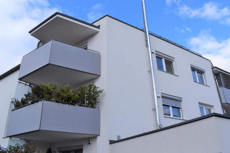 "Lichtdurchströmte Dachgeschosswohnung – inkl. Garagenstellplatz!", Wohnung-miete, 1.238,00,€, 2345 Mödling