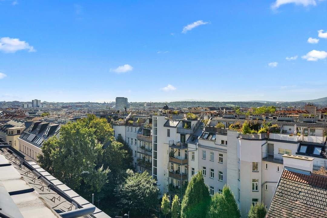 AB SOFORT VERFÜGBAR: Traumhafte DG-Wohnung mit Terrasse, Galerie und atemberaubender Aussicht!!